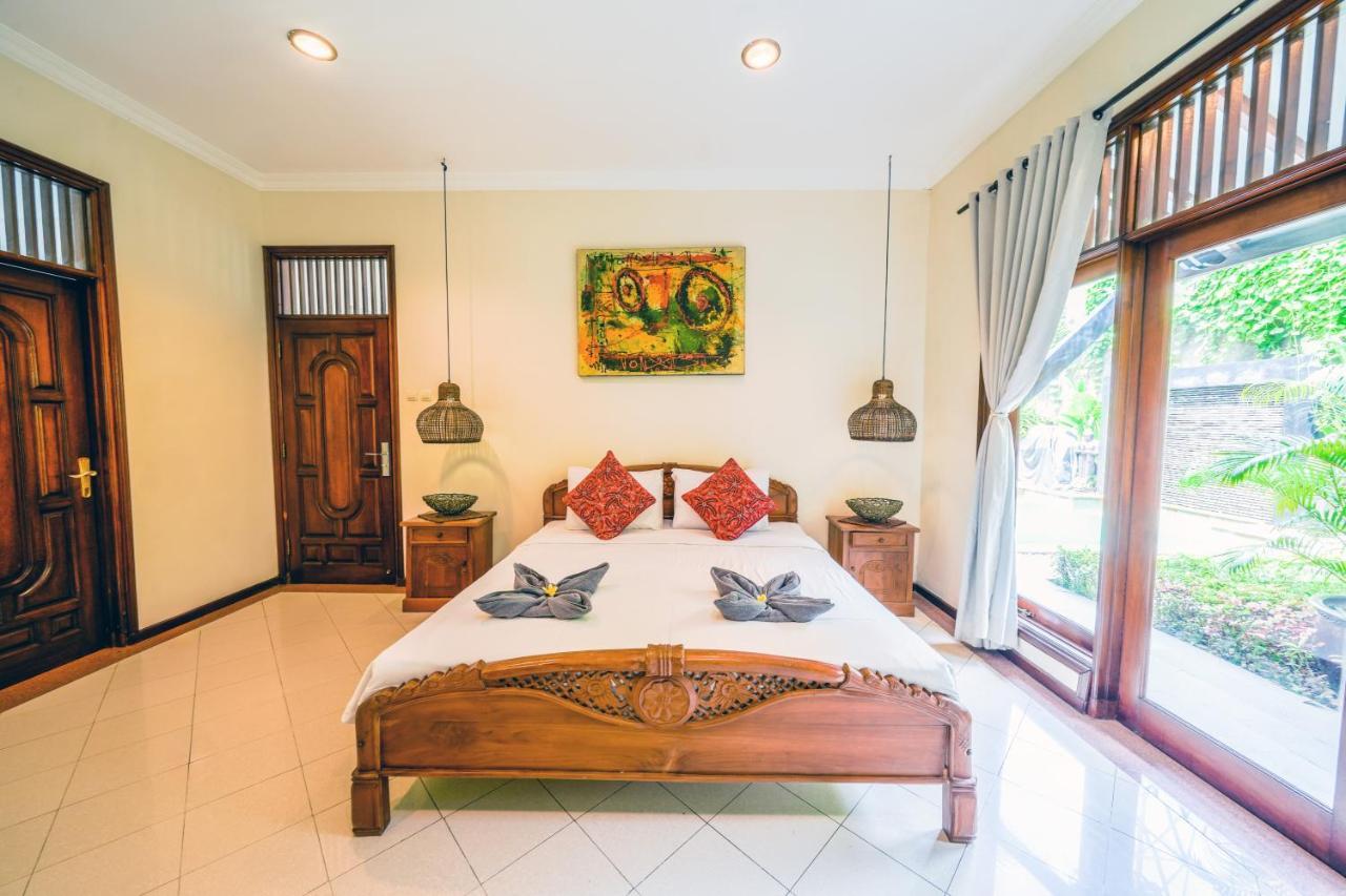 Villa Mica - Kuta - 5 Bedrooms - 5 Bathrooms - Great Location Exterior photo